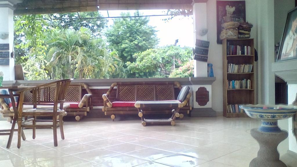 Hotel Puri Mandhara Lovina Esterno foto